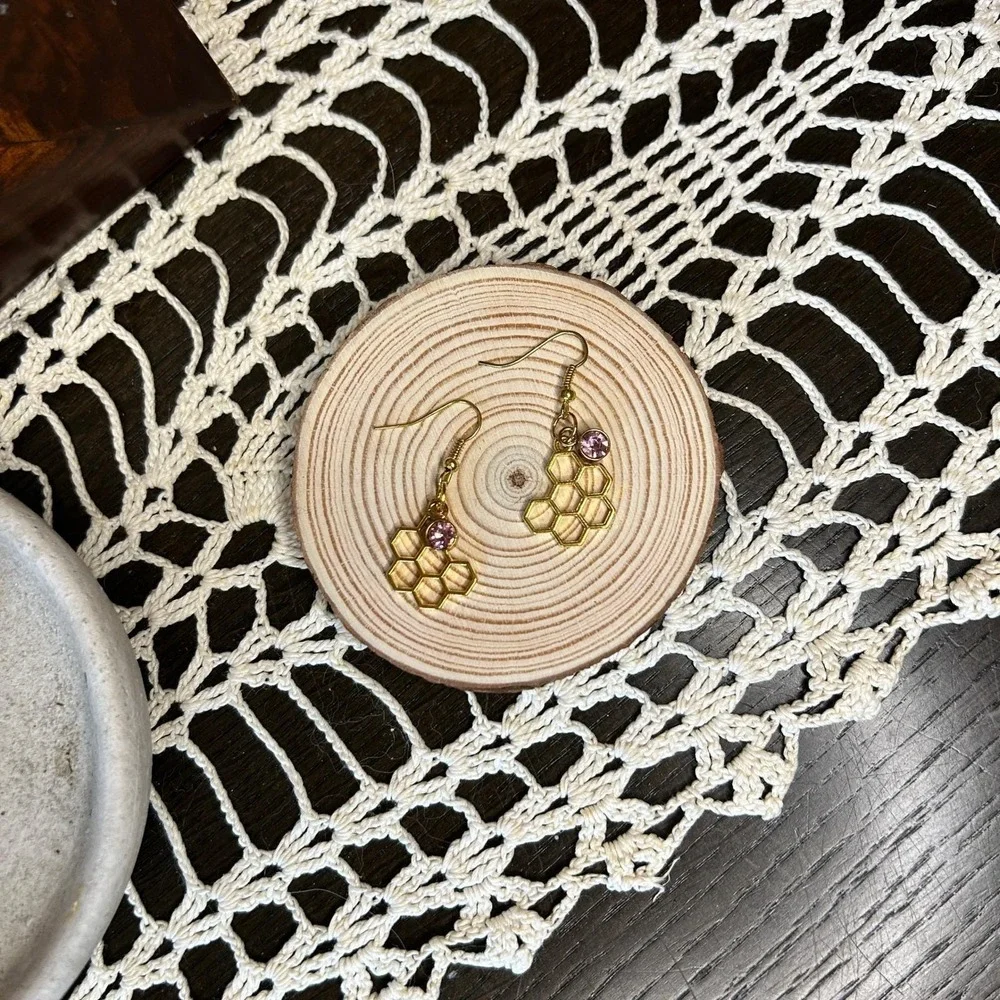 Upcycled Honeycomb Dangle Earrings with Pink Jewel Gold Tone‎ Bee Jewelry